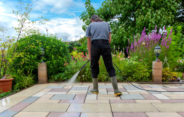 Best Patio and Deck Pressure Washing  in Smithville, OH
